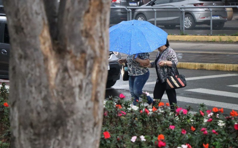 Chuva deve atingir maior parte do RS nesta terça-feira (15) | abc+