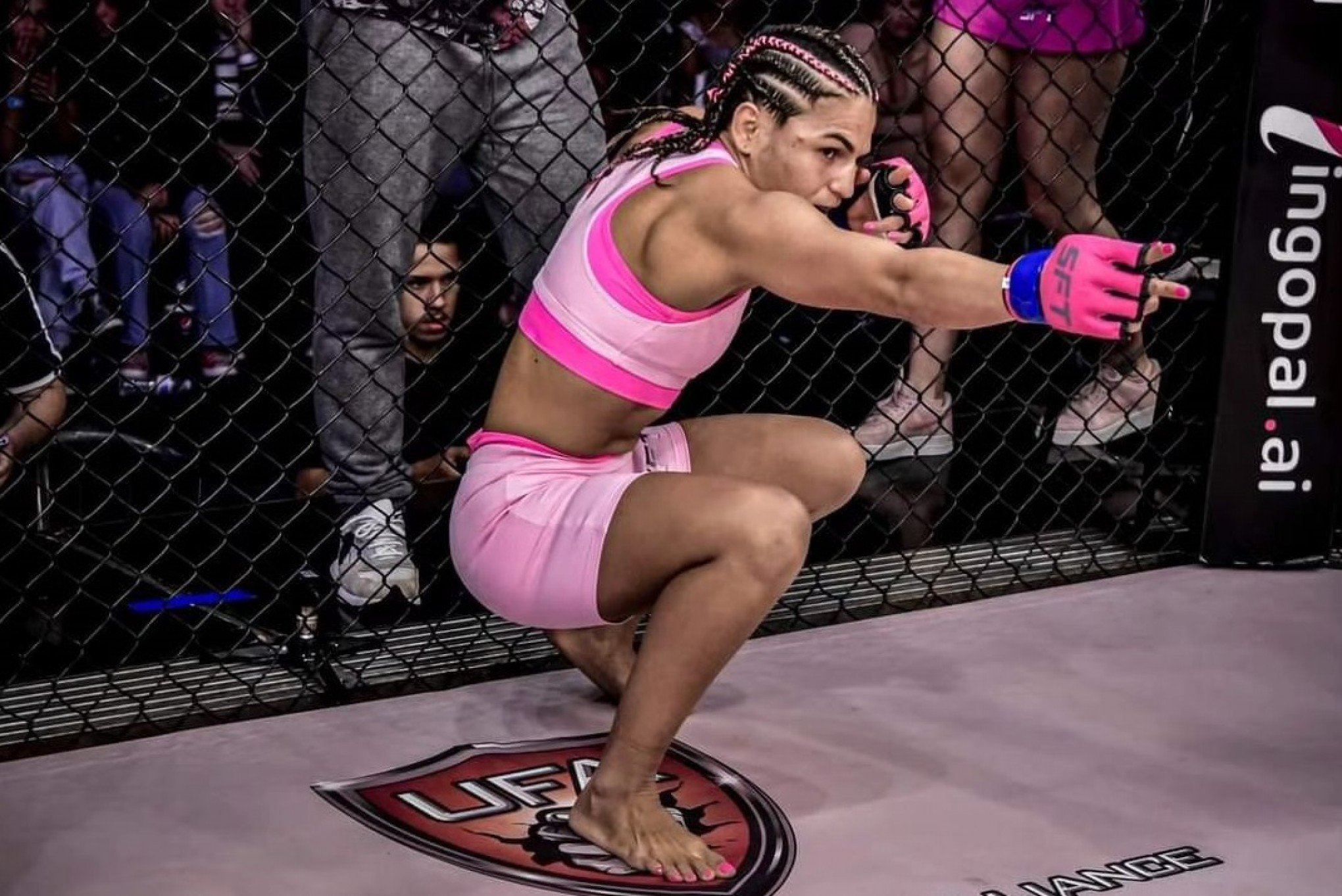 Rayla Nascimento, a Índia, enfrentará Viviane "Sucuri" no XFC 51 nesta sexta