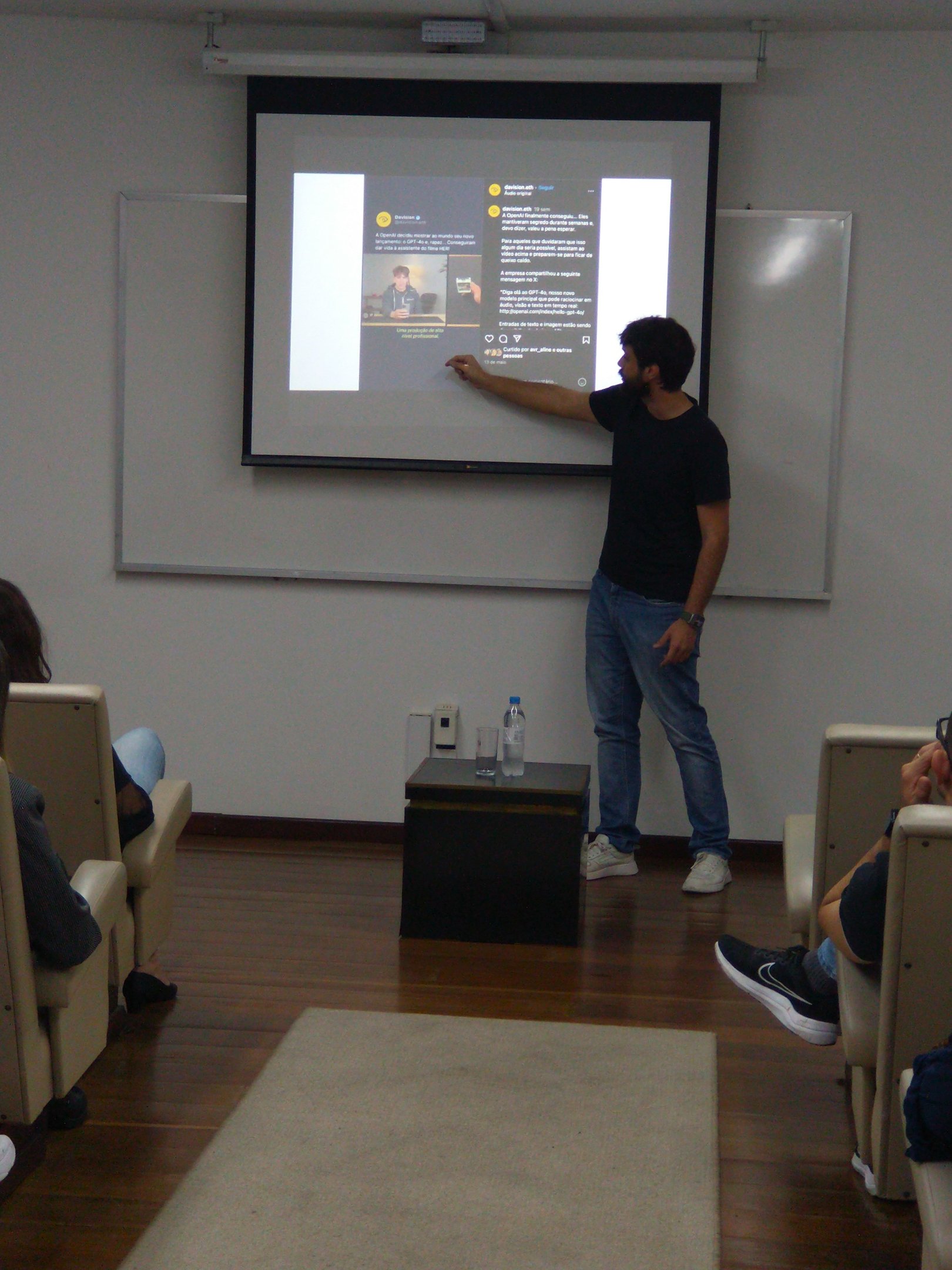 Jornal na Sala de Aula promove debate sobre IA no aprendizado