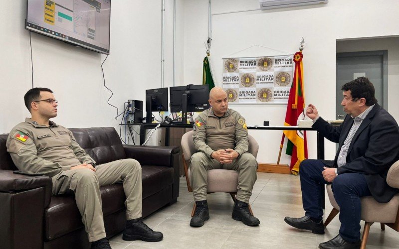 Capitão Almeida, Major Caetano e Luís Fernando Vanacôr | abc+