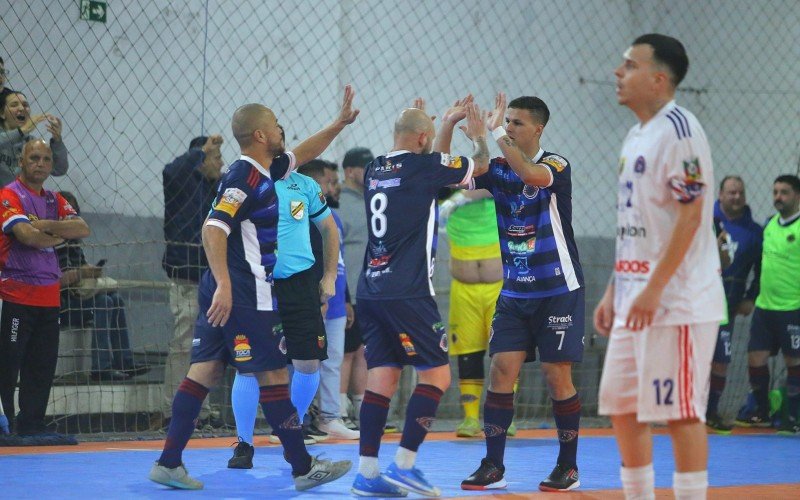Time de Campo Bom joga pela vaga na Série Prata do futsal gaúcho | abc+