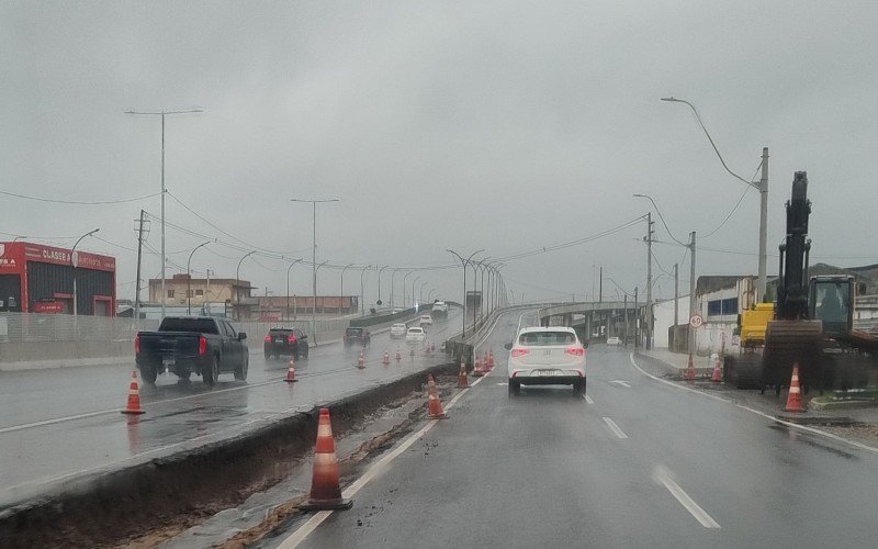 Alargamento da rua lateral nas imediações da sede do Dnit irão melhorar acesso ao viaduto paralelo da Scharlau | abc+