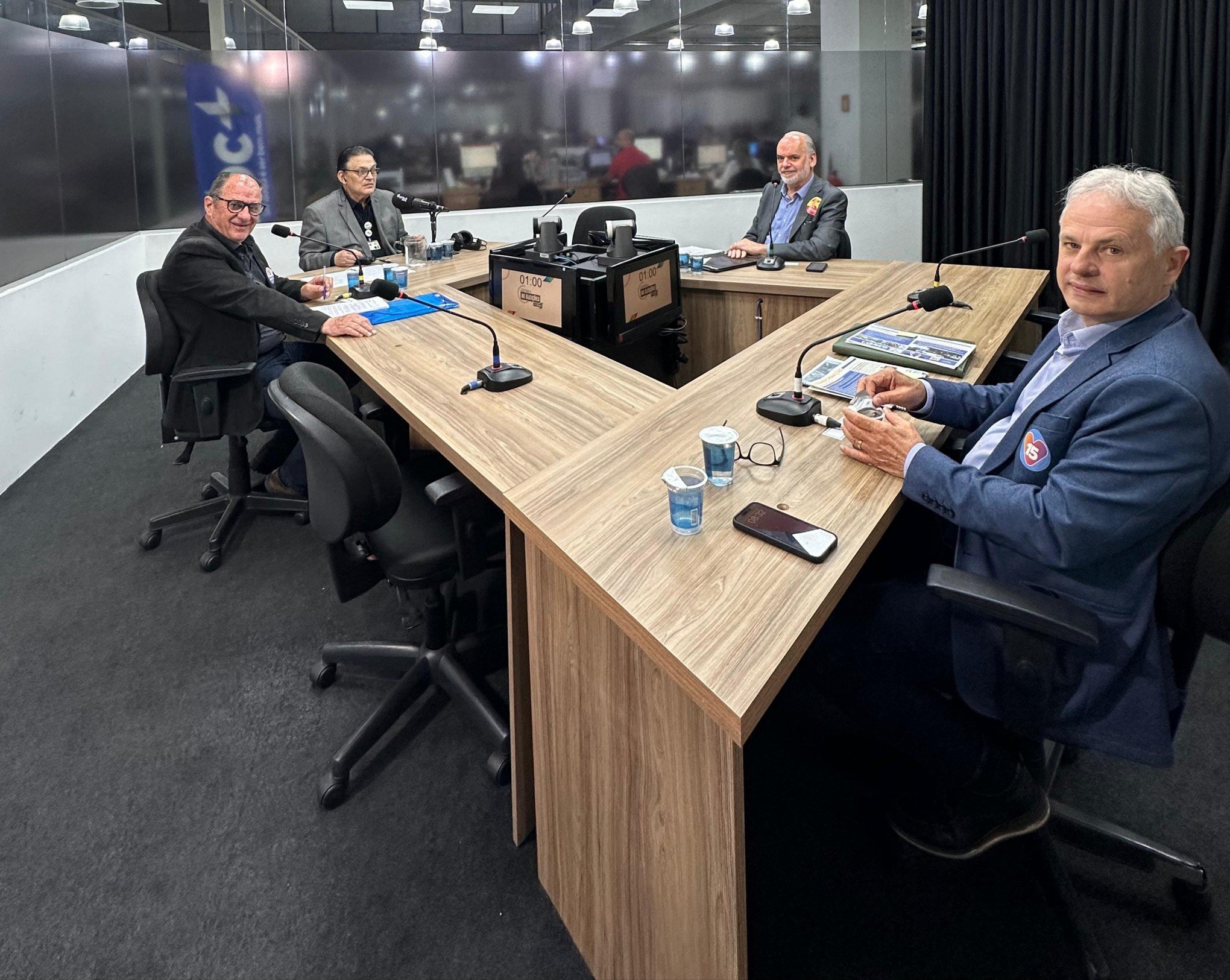 ELEIÇÕES: Candidatos à prefeitura de Gravataí fazem avaliação do debate na Rádio ABC 103.3 FM