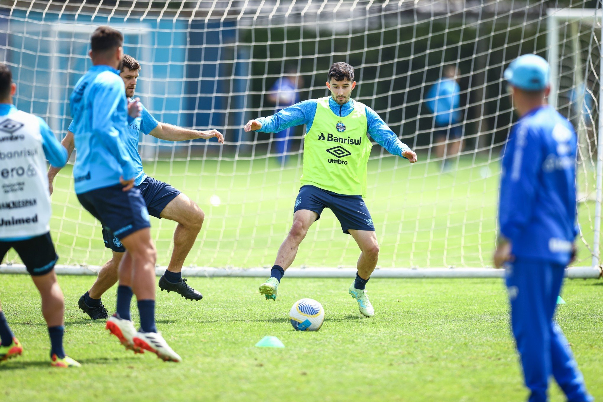 Com alerta ligado, Grêmio enfrenta o Botafogo em Brasília pelo Brasileirão