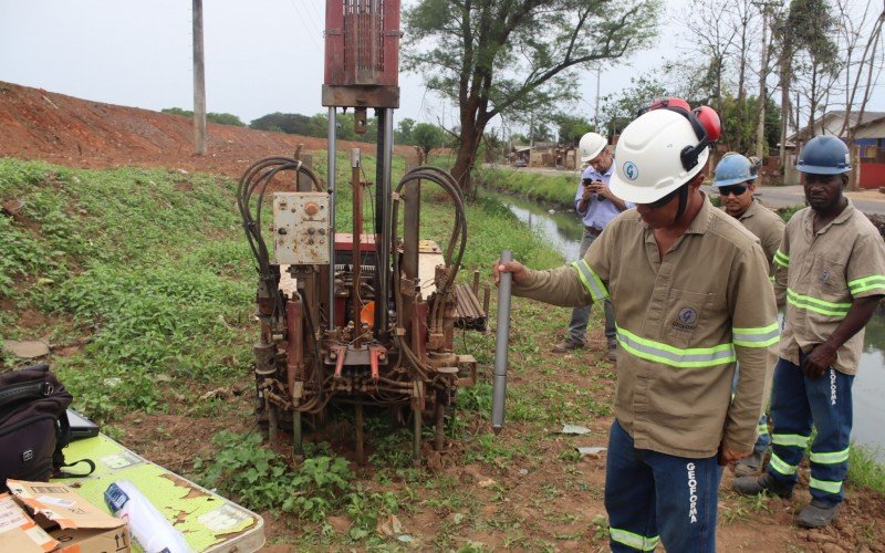 Sonda conta com sensor para avaliar as condições do terreno do dique  | abc+