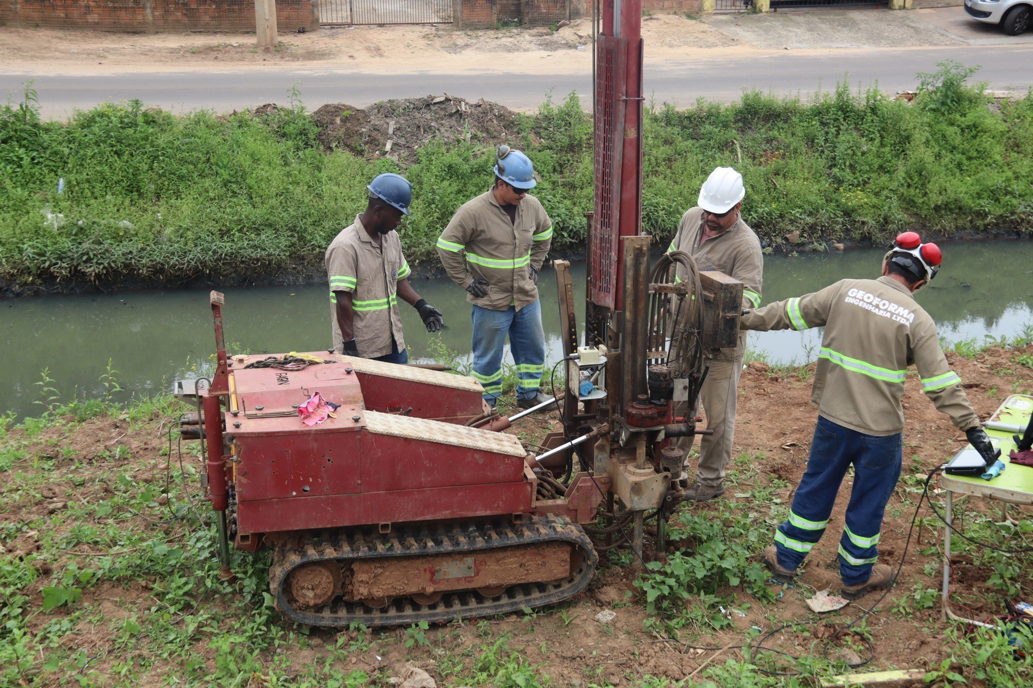 Técnicos iniciam sondagem sobre situação do dique de Novo Hamburgo; confira próximos passos