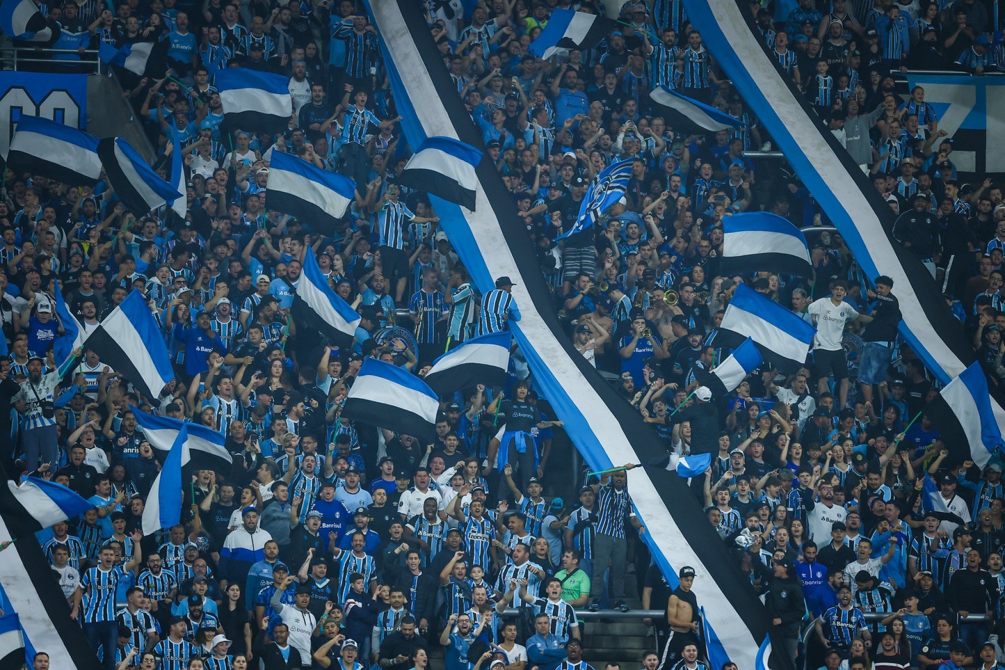 Expectativa de grande público para Grêmio e Fortaleza na Arena; veja valores dos ingressos