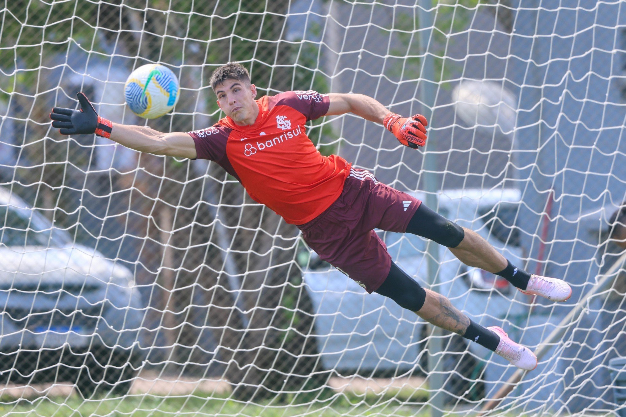 Rochet vê motivação extra para enfrentar o Corinthians sábado