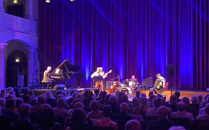 Plateia lotou o espaço na apresentação em Kaiserlautern | abc+