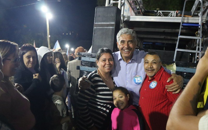 Comemoração do prefeito eleito em Campo Bom Giovani Feltes 