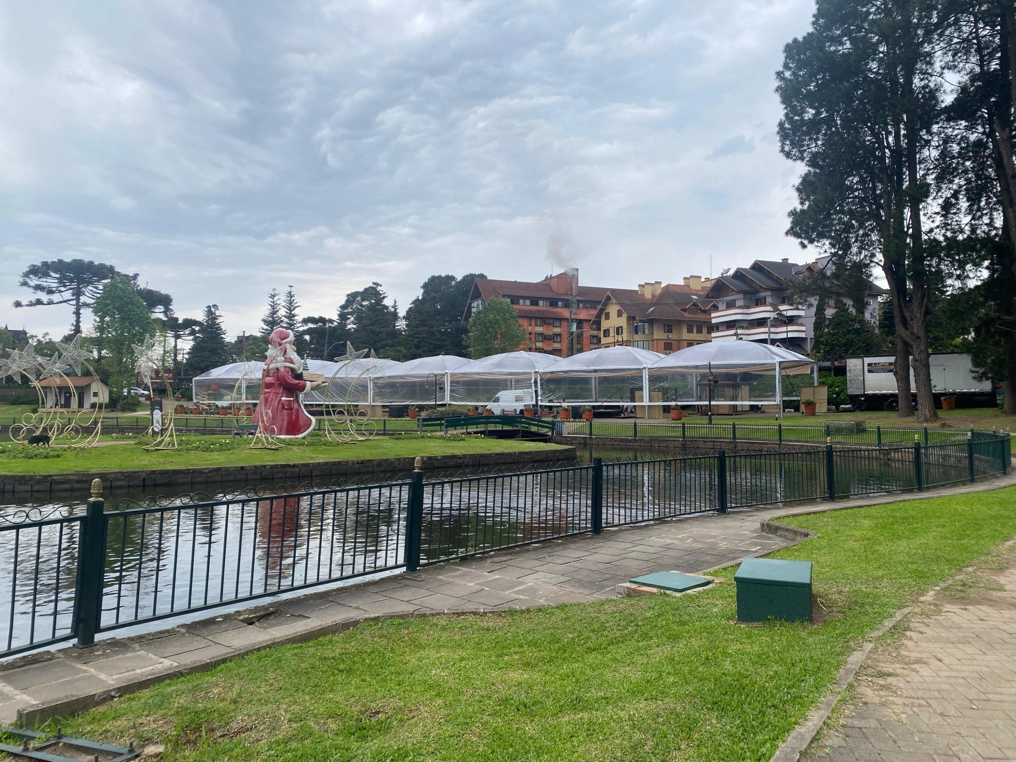 Quarta-feira começa com garoa em Gramado; chuva continua? Confira previsão