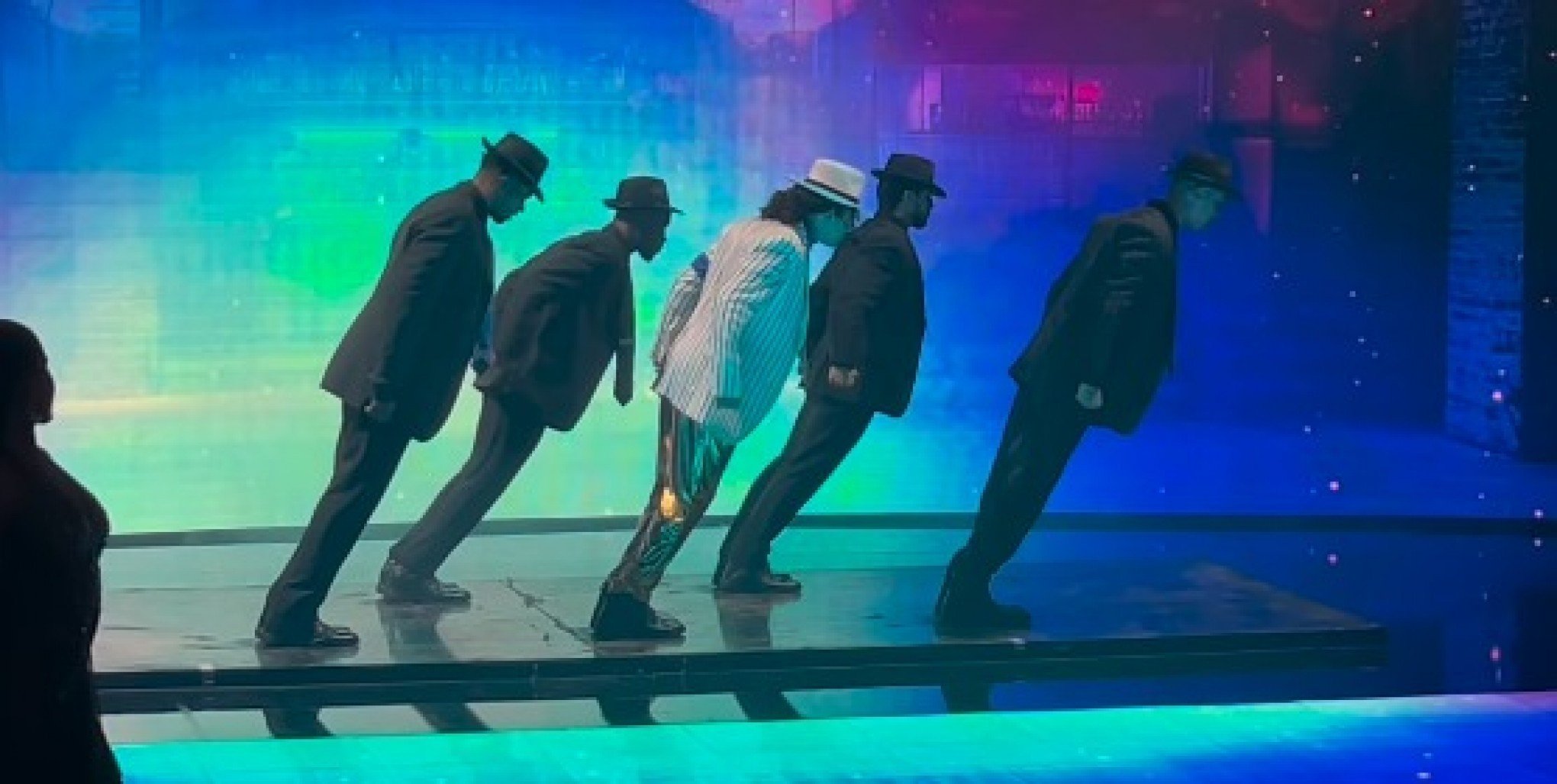 VÍDEO: Whindersson Nunes faz incrível interpretação de Michael Jackson no Domingão