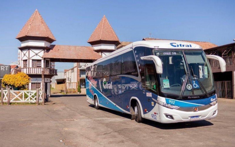 Moradores de 10 municípios vão ter linhas especiais à disposição para ir de ônibus até a Oktoberfest de Igrejinha  | abc+