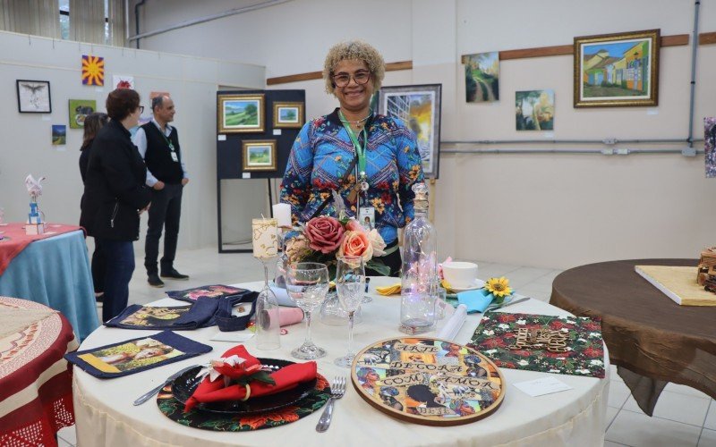 Exposição apresenta parte do trabalho feito há 25 anos por Maria Elisabete