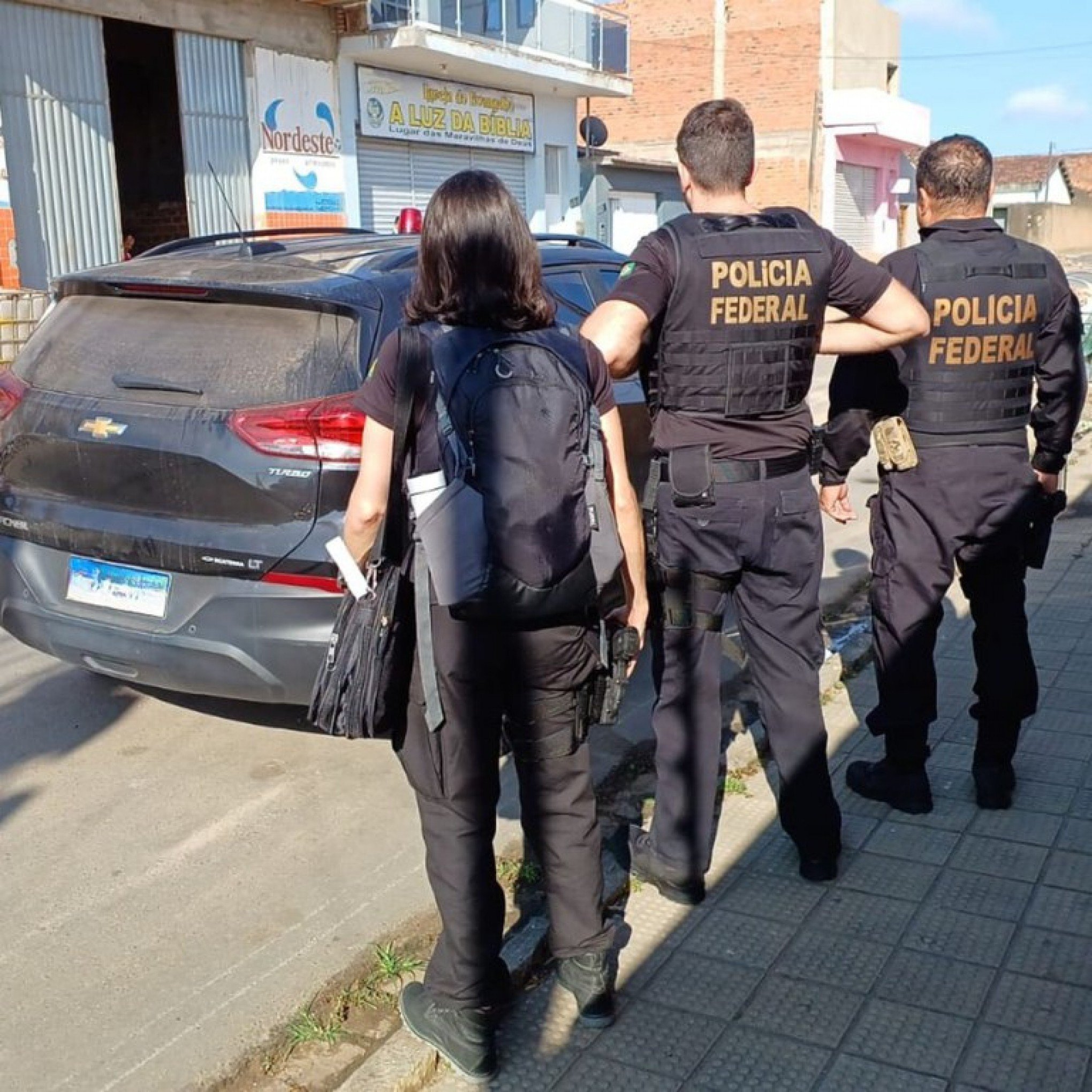 Polícia Federal encontra provas que indicam compra de votos com Pix e pagamento de boletos