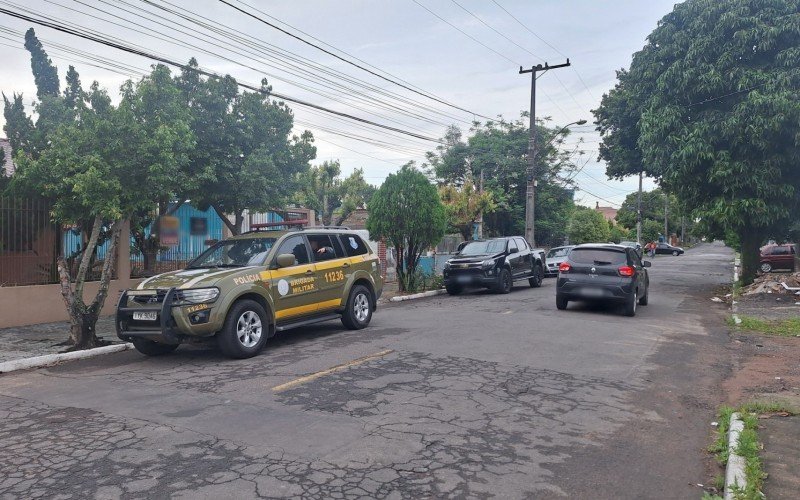 Brigada Militar esteve no bairro Canudos, em Novo Hamburgo. na manhã desta quarta-feira | abc+