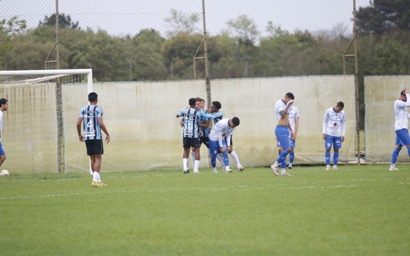 Sistema defensivo falha e Aimoré leva virada do Grêmio pela Copa FGF | abc+