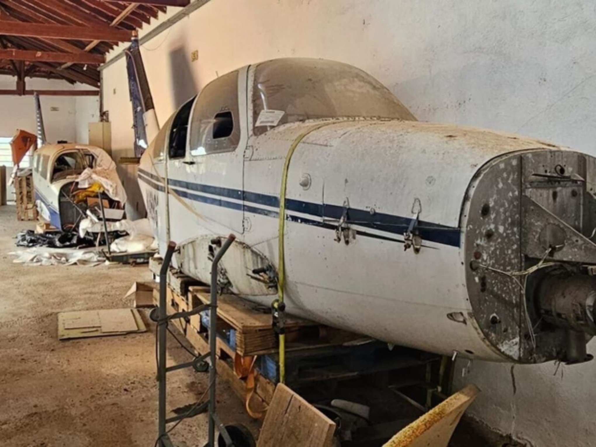Peças que formariam aviões "Frankenstein" do PCC são apreendidas