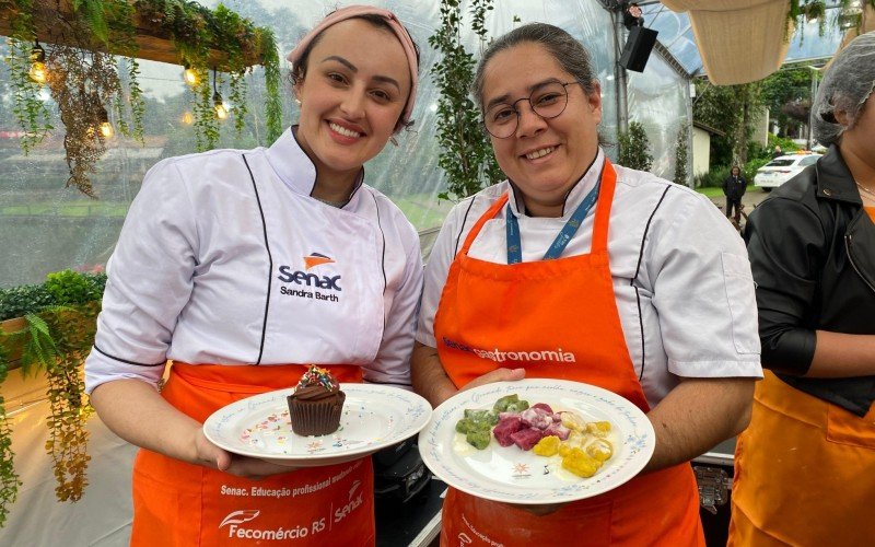 Professora Sandra Barth e chef Arika Messa