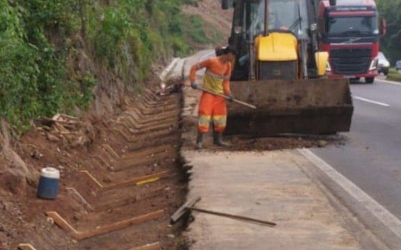 Obras na RS-122 em Bom Princípio  | abc+