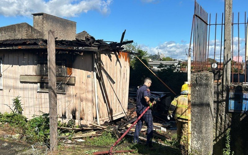 Combate a incêndio na área central de Novo Hamburgo | abc+