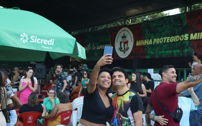 Festa de samba na Protegidos tem tema de "Oktobersambafest" | abc+