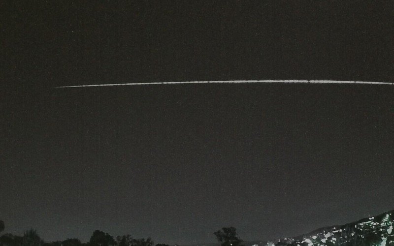 Meteoro percorreu mais de 270 quilômetros em menos de 6 segundos o céu do RS