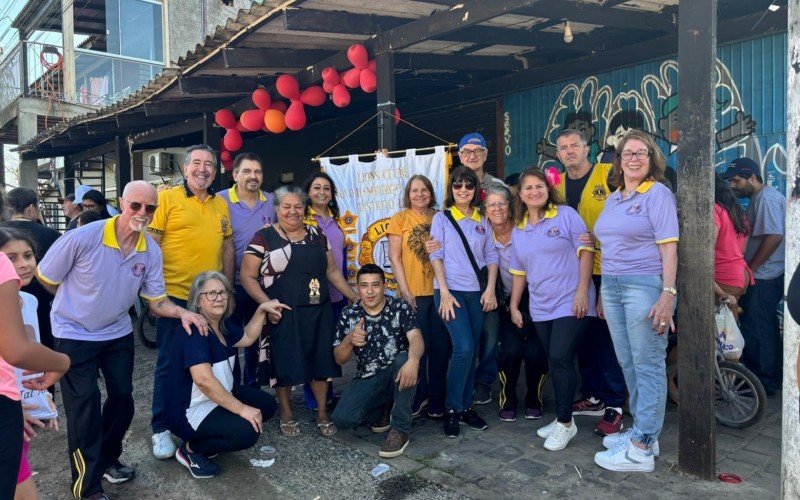 Equipe do Lions que trabalhou na festa no Projeto Social Coração de Maria, na Vila Marrocos, bairro Santo Afonso | abc+