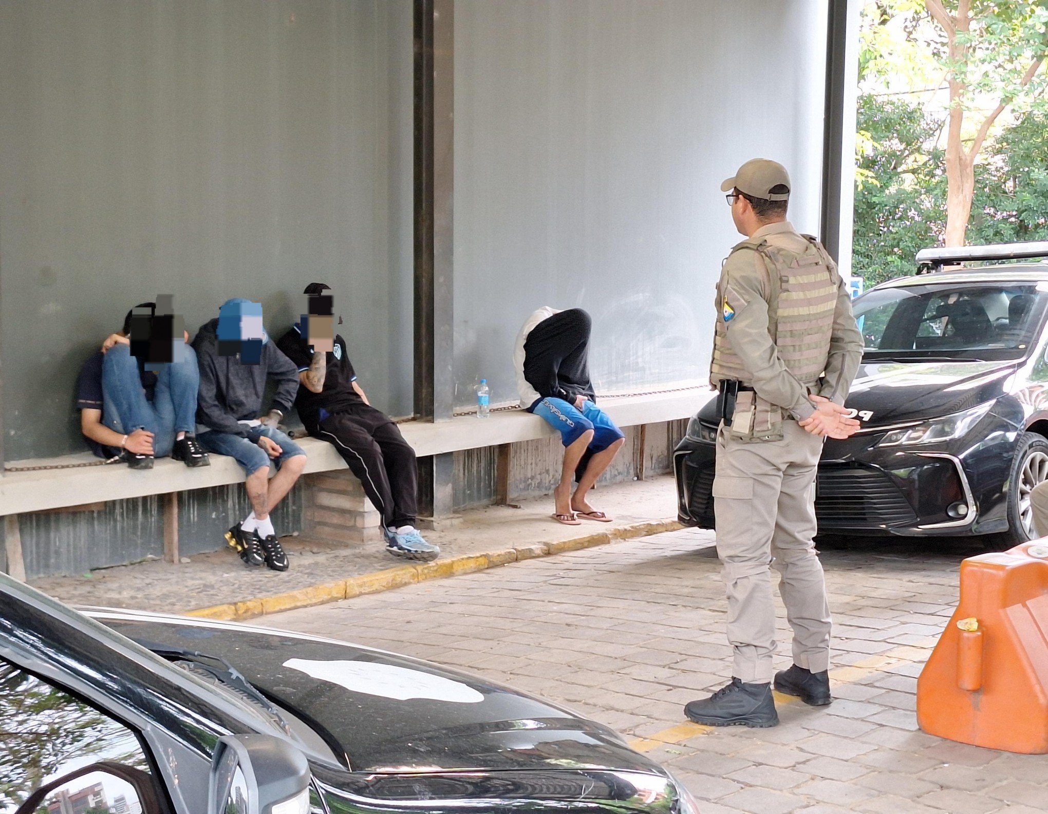 Assassinato de mulher era foco de quadrilha descoberta com drogas e submetralhadora