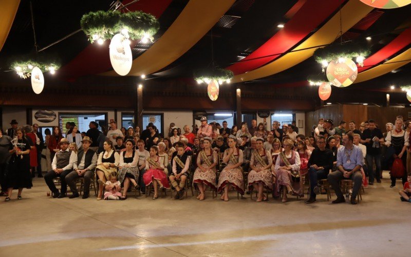 Representantes oficiais da 35ª Oktoberfest