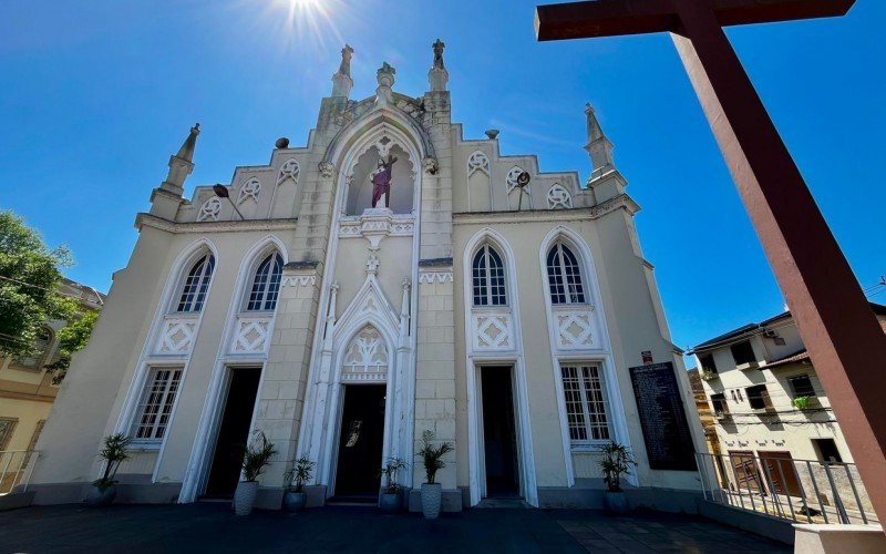 Campanha busca restaurar a Igreja Matriz, que fica no Centro leopoldense 