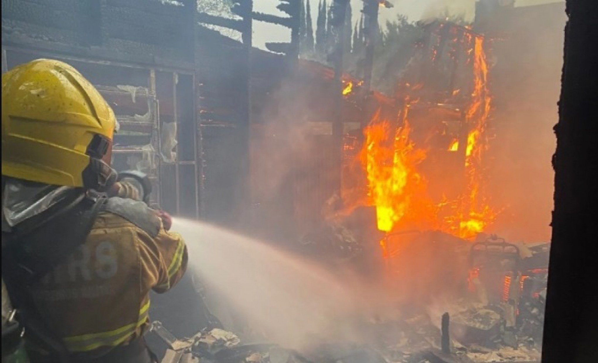 Número 193 apresenta instabilidade e Bombeiros divulgam novos contatos para emergências