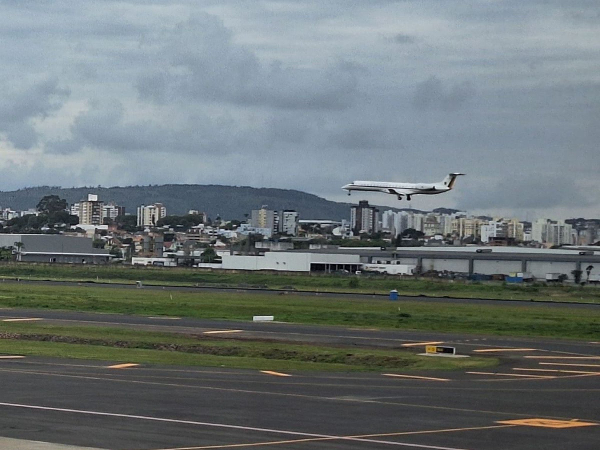 AEROPORTO: O que os passageiros precisam saber sobre a volta dos voos ao Salgado Filho