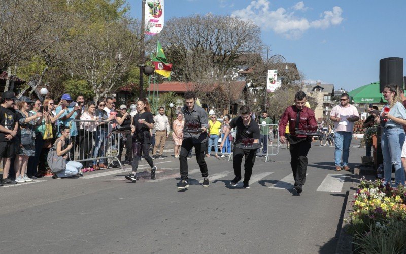 Corrida de Garçons e Garçonetes ocorre neste domingo (20)