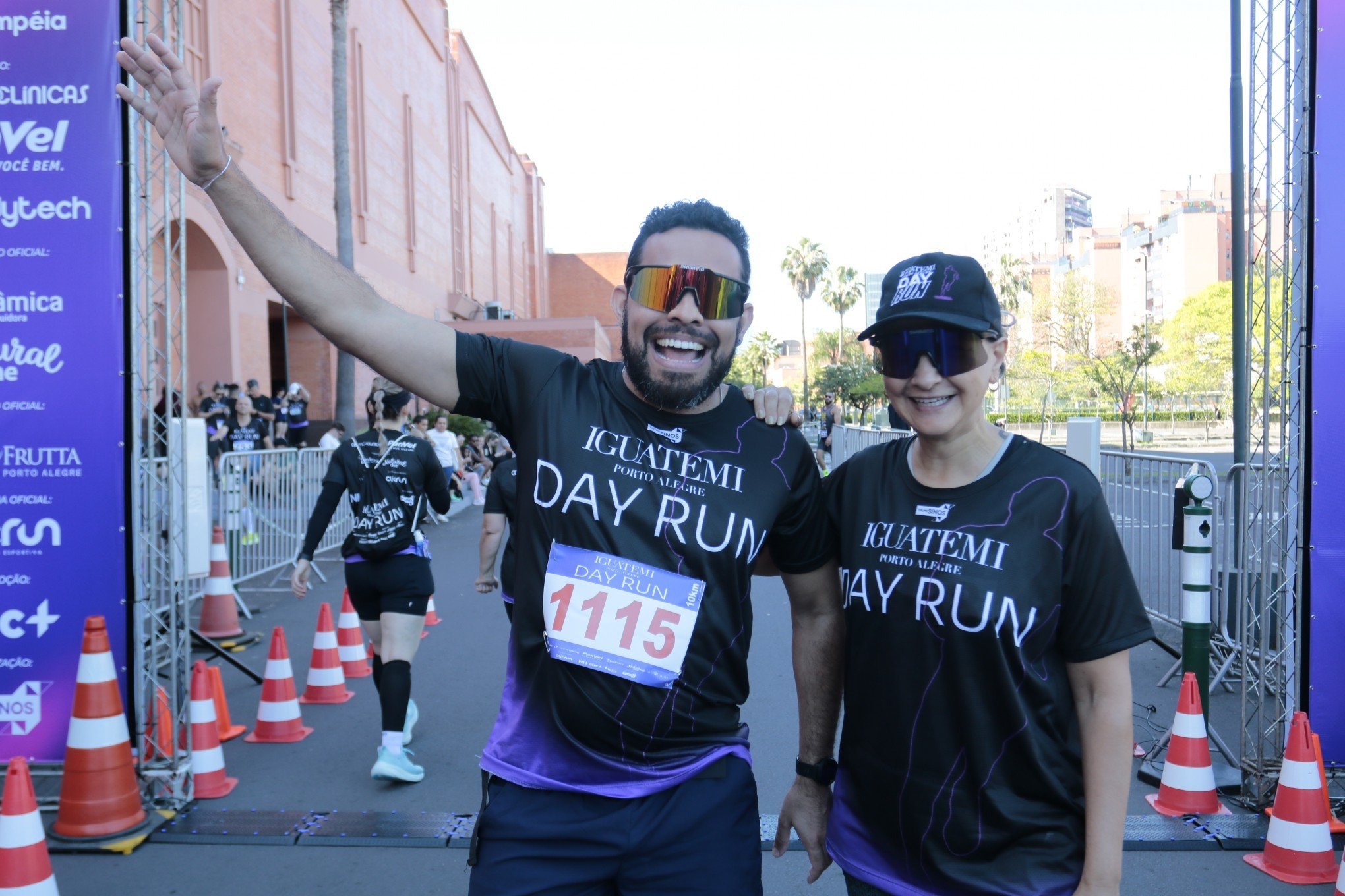 Jusse e Matias A cabeleireira Jusse Pitana e o pesquisador argentino Matias Malleret, também marcaram presença nos 10 km.