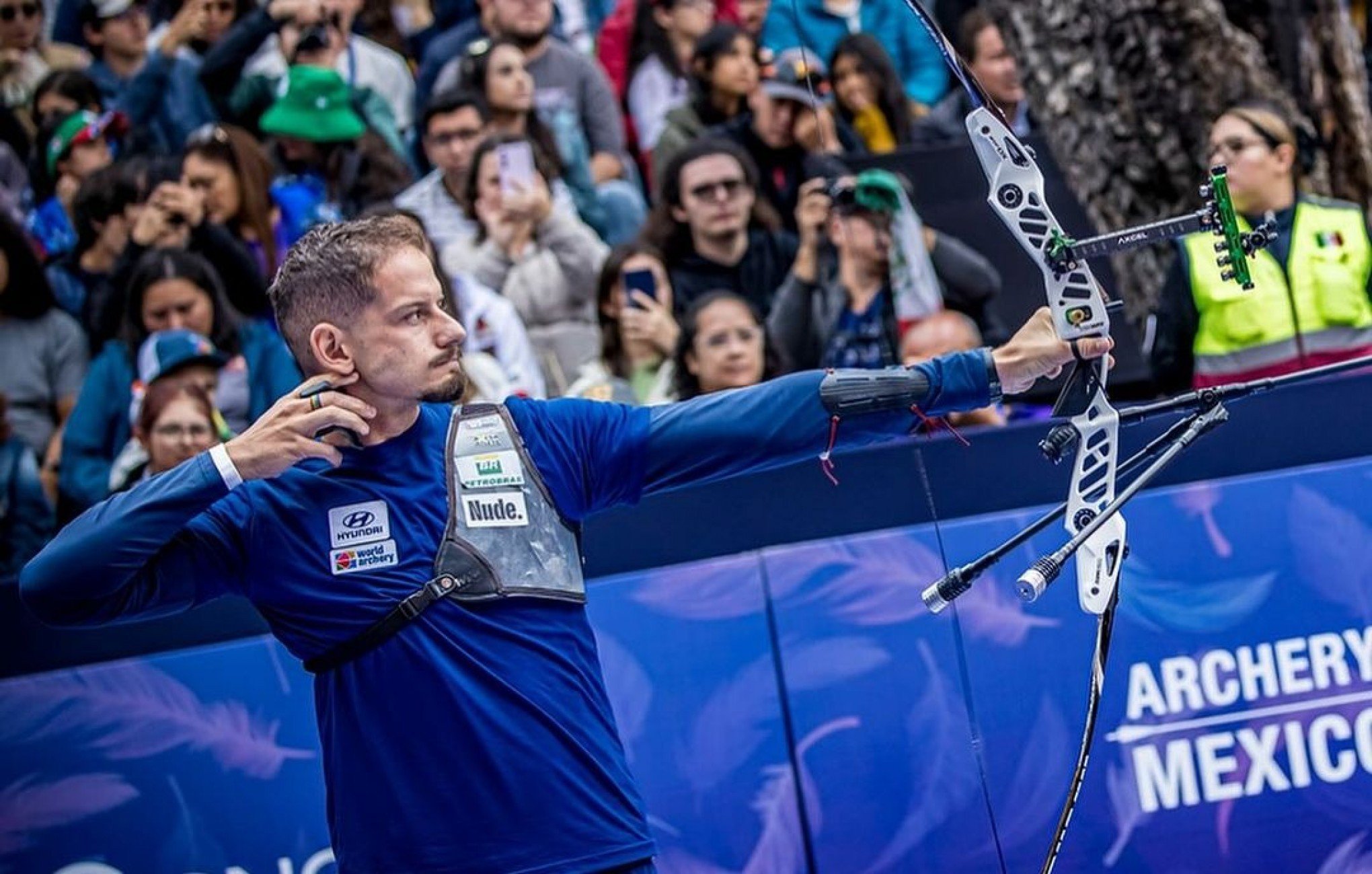 Marcus D’Almeida é bronze na final da Copa do Mundo do tiro com arco