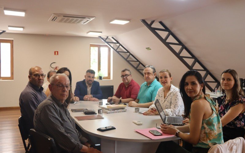 Fatima e Finck fazem primeira reunião de transição do governo | abc+