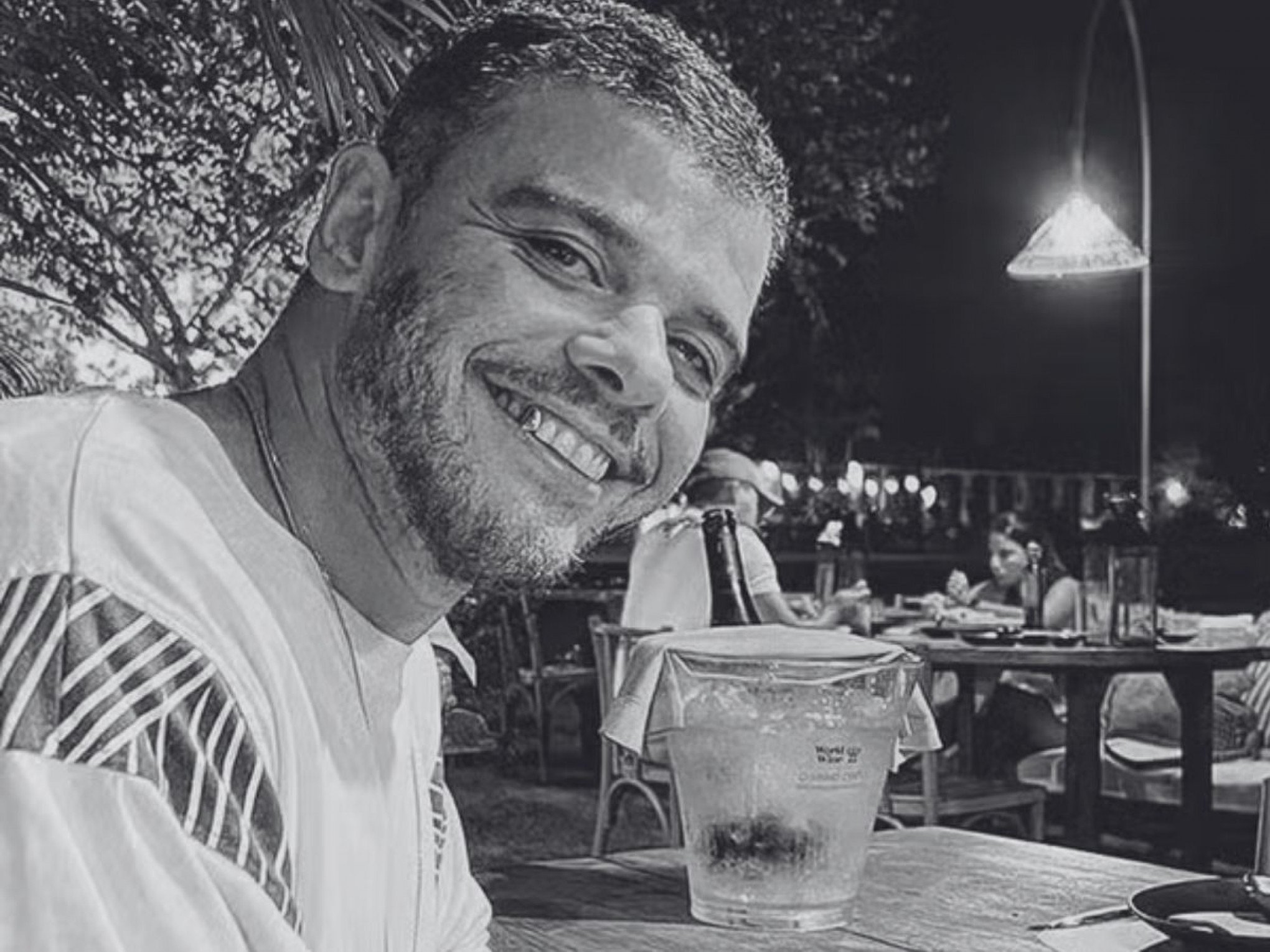 Ex-ator mirim da Globo é morto a tiros dentro de carro