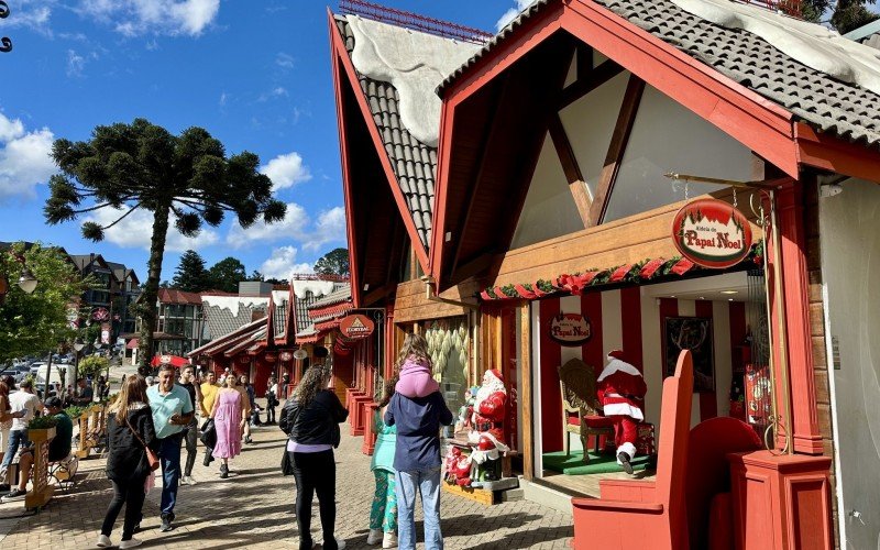 Parque Aldeia do Papai Noel, em Gramado, reabre ao público renovado e em novo endereço