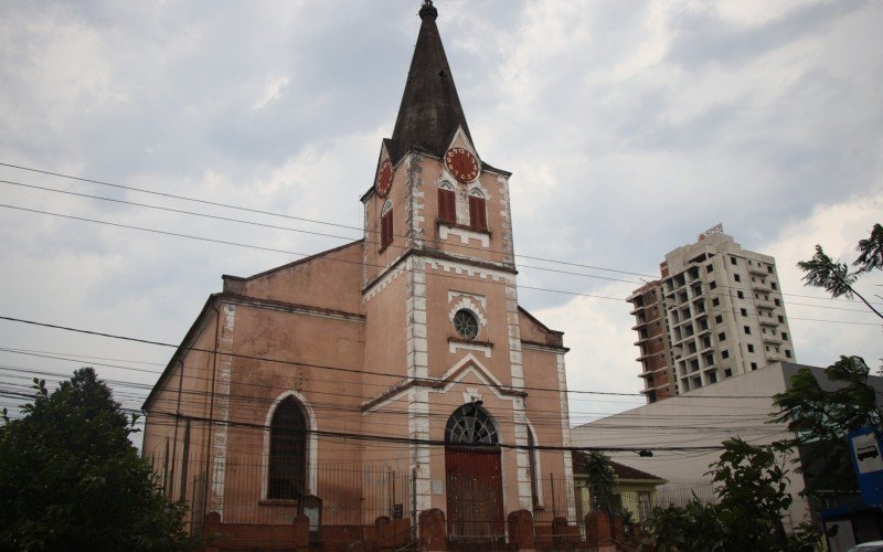 Vista externa da Antiga Igreja Evangélica de Campo Bom