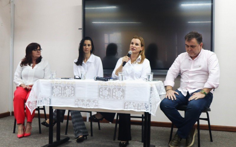 Maristela, Fernanda, Fatima e Ralfe durante a coletiva sobre o anúncio | abc+