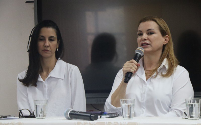 Coletiva de imprensa realizada na tarde desta segunda-feira (28)