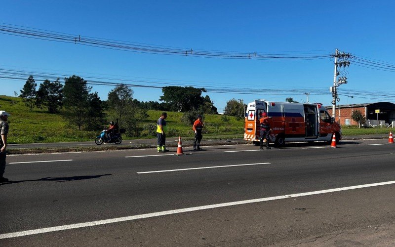 RS-240: Motociclista fica ferido em acidente em Portão | abc+