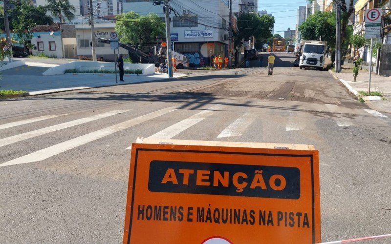 Obras causam bloqueio de trânsito no Centro de Novo Hamburgo | abc+
