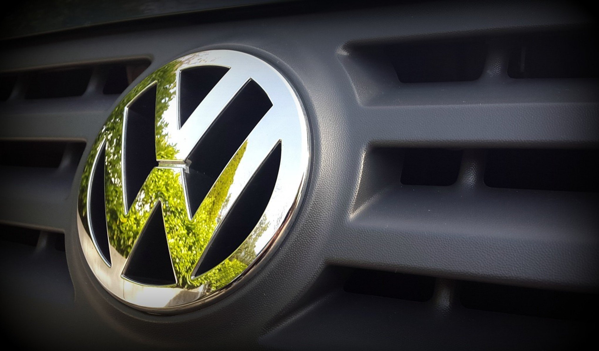 Volkswagen planeja fechar ao menos 3 fábricas e demitir "dezenas de milhares"