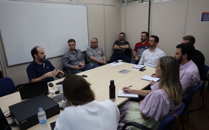 Trensurb e Tecnova Soluções realizaram a primeira reunião técnica nesta terça-feira (29) | abc+