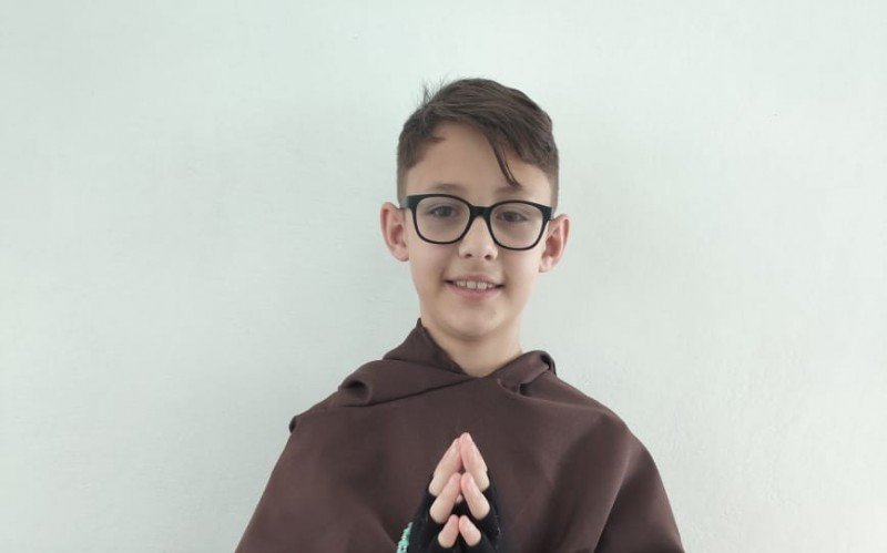 Crianças irão a missa vestidas de algum santo | abc+
