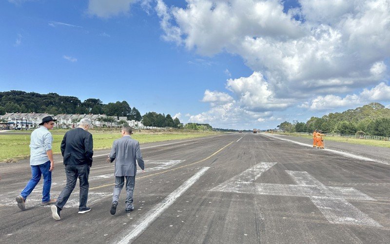 Iniciam as obras de alargamento da pista do aeroporto de Canela