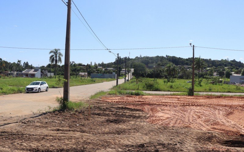 Loteamento já conta com infraestrutura de água e luz