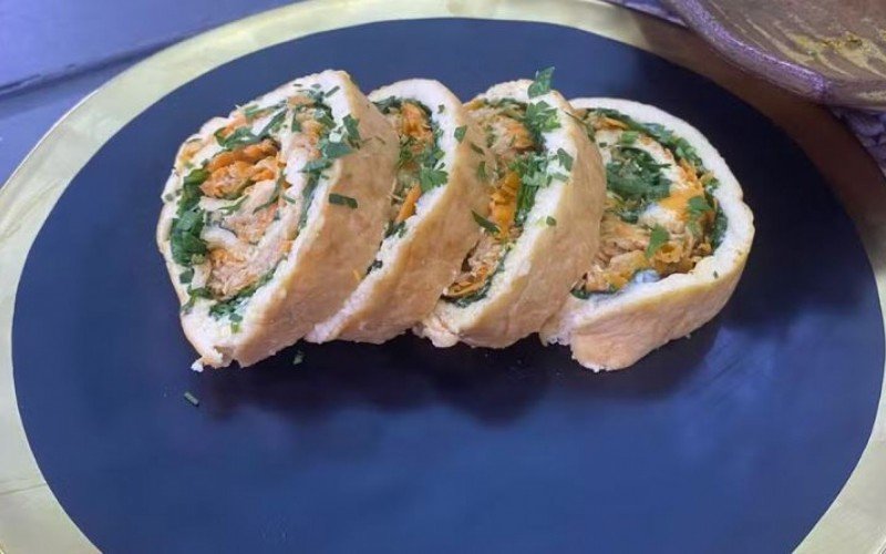 Aprenda a fazer o Rocambole com massa de arroz da Ana Maria Braga | abc+